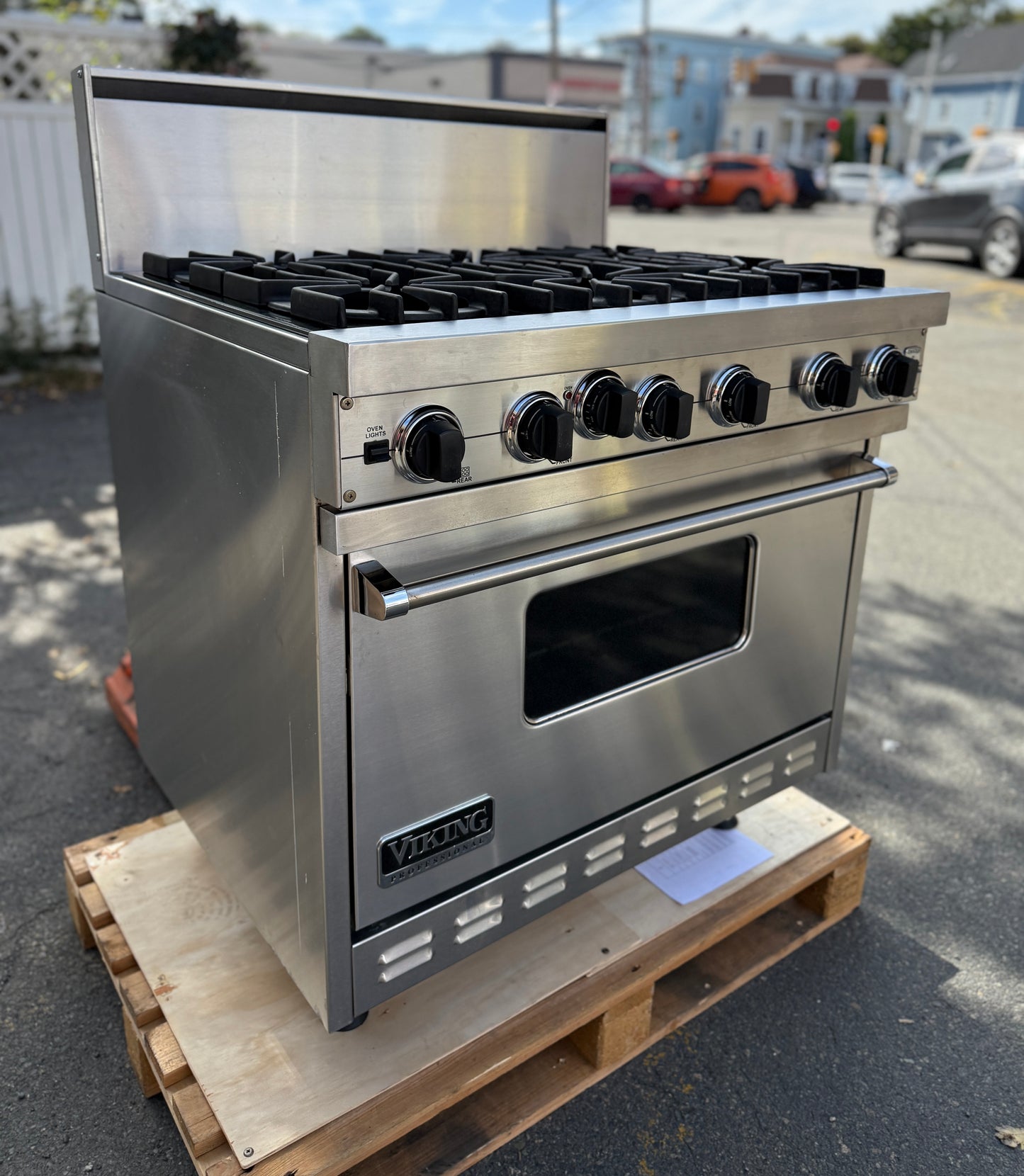 Viking Professional Range 36" - 6 Open Burner - VGRC365-6BDSs