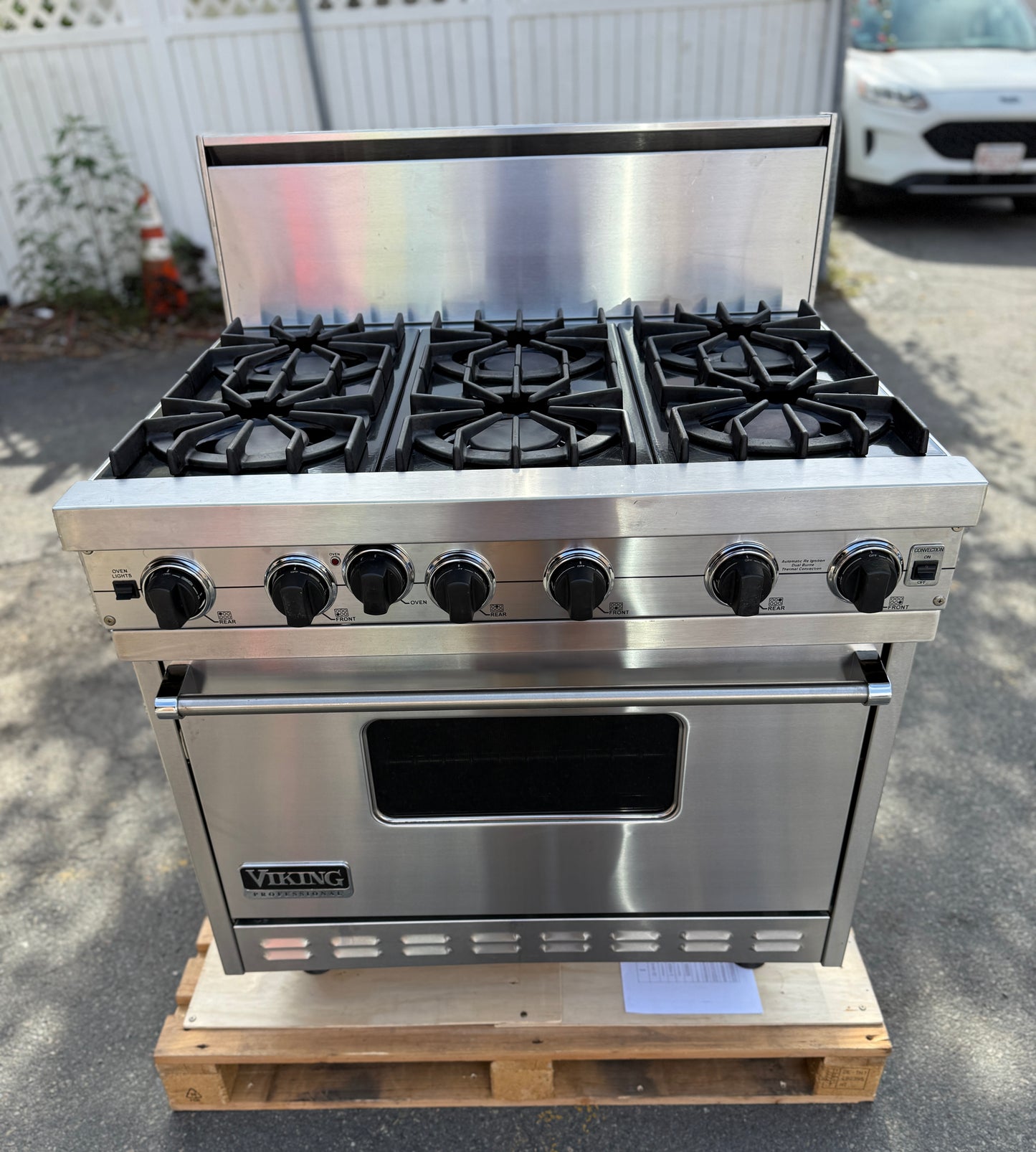 Viking Professional Range 36" - 6 Open Burner - VGRC365-6BDSs